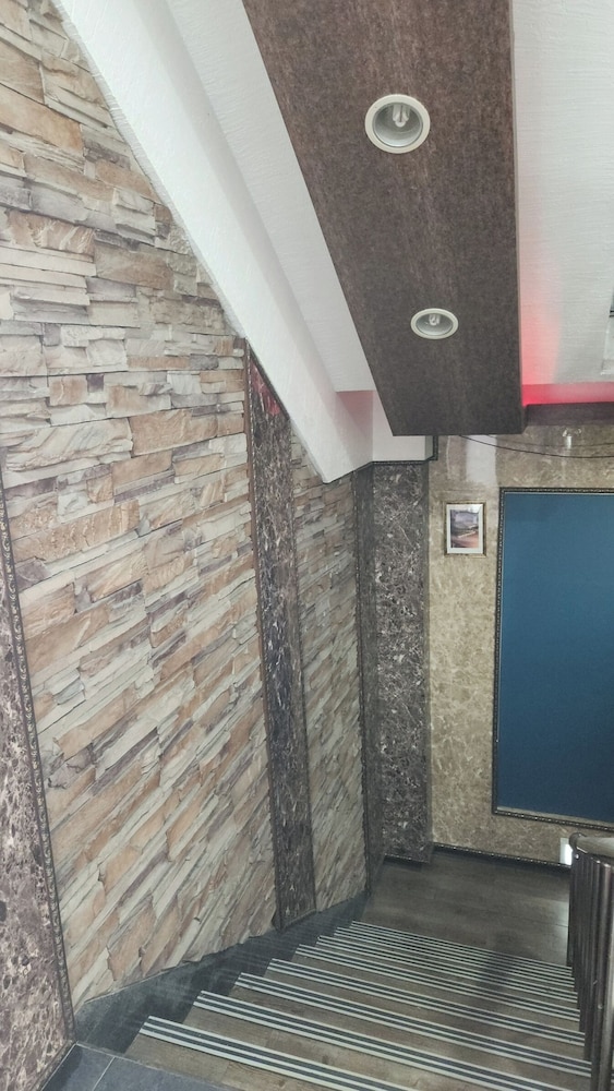 Galleria Hotel 28/50