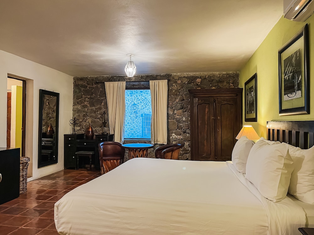 Los Agaves Hotel 7/52