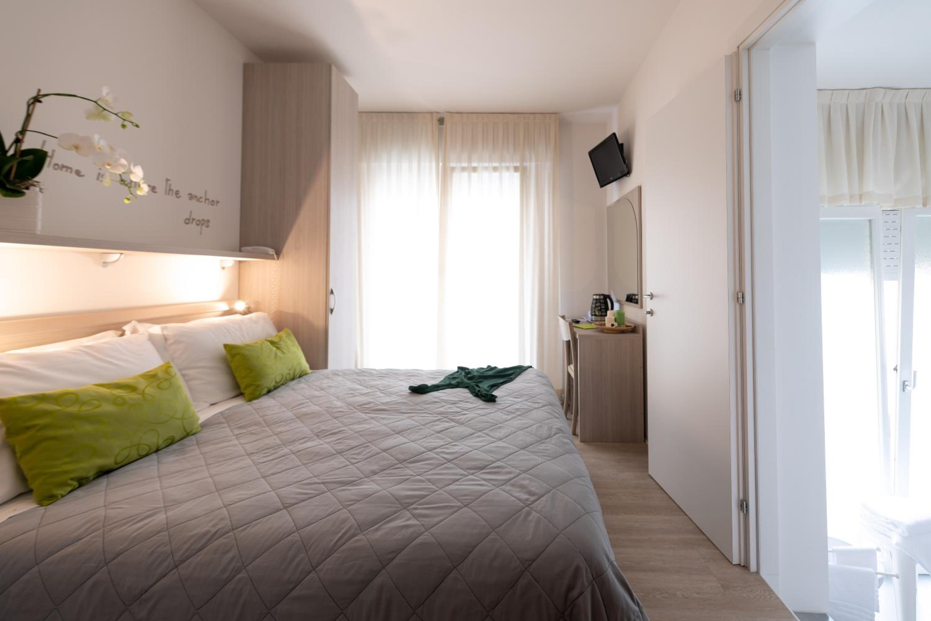 Anny Hotel 15/53