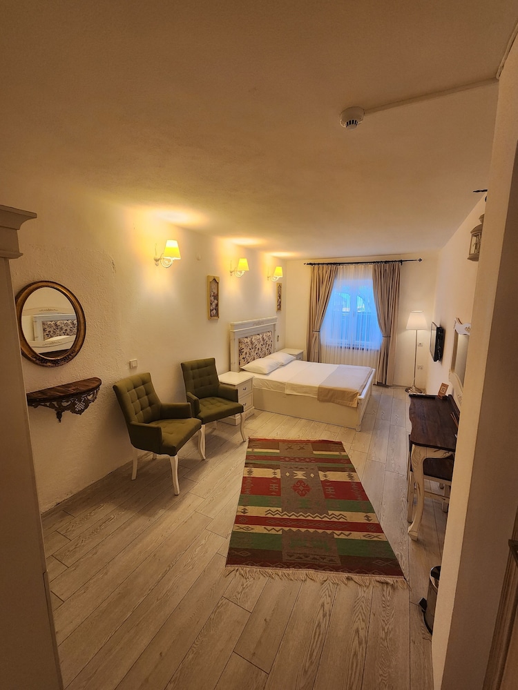 Tarcin Alacati Otel - Adults Only 39/48
