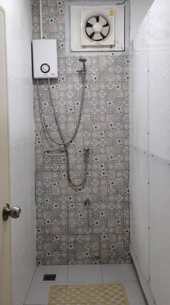 Chiangmai Gate Capsule Hostel 49/50