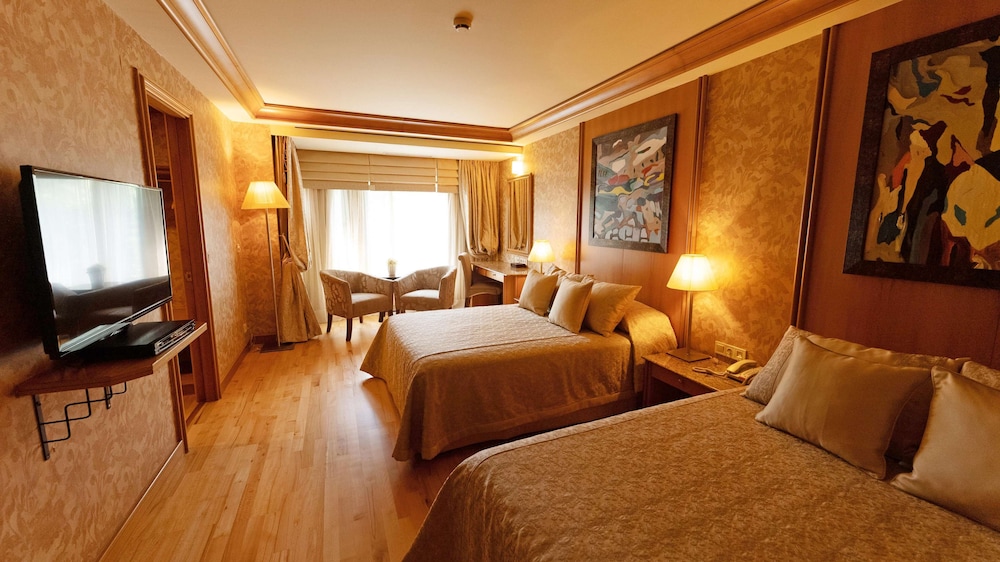 Gloria Verde Resort and Spa 7/50