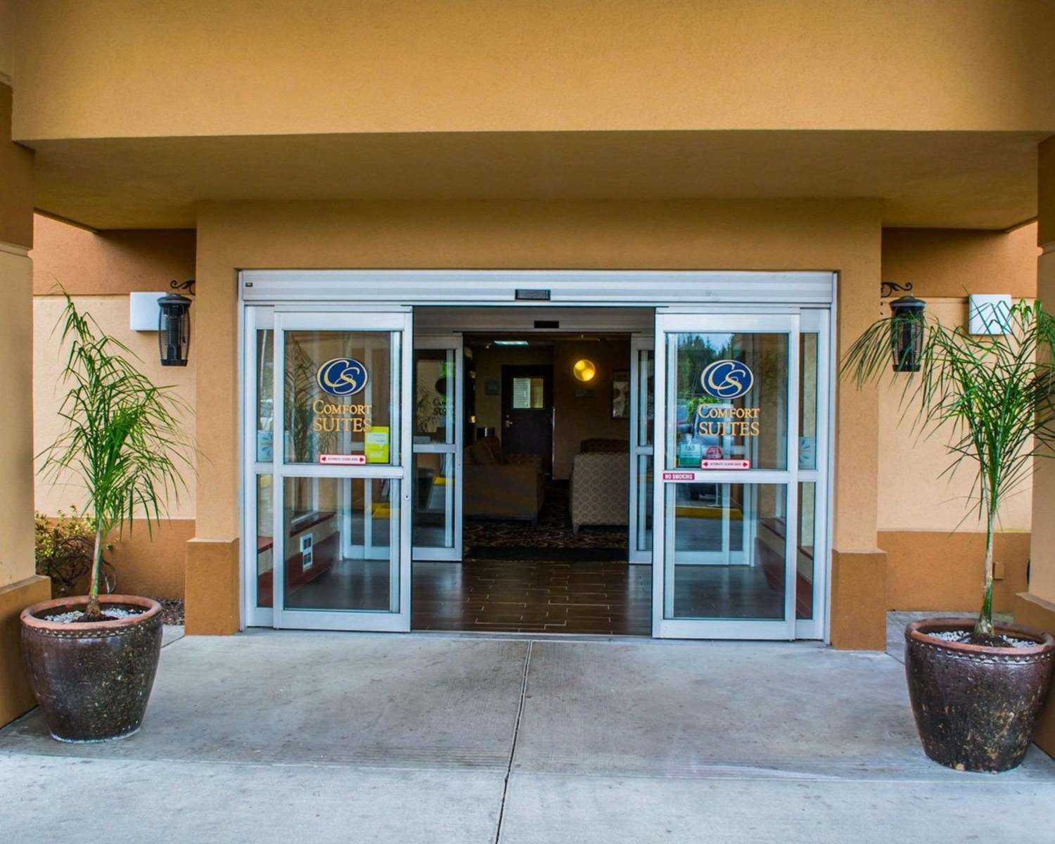 Comfort Suites Southwest 6/45