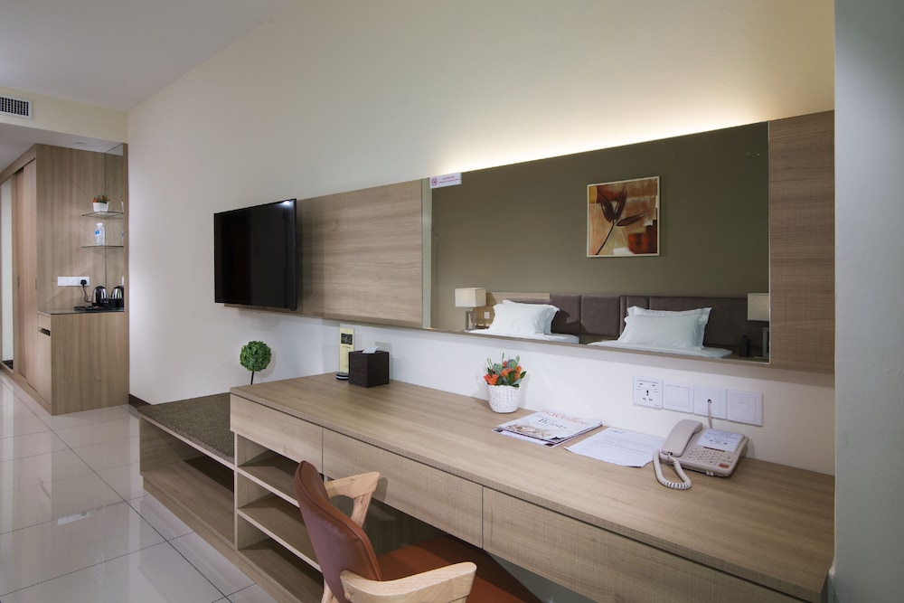 One Pacific Hotel Serviced Apartments 11/20