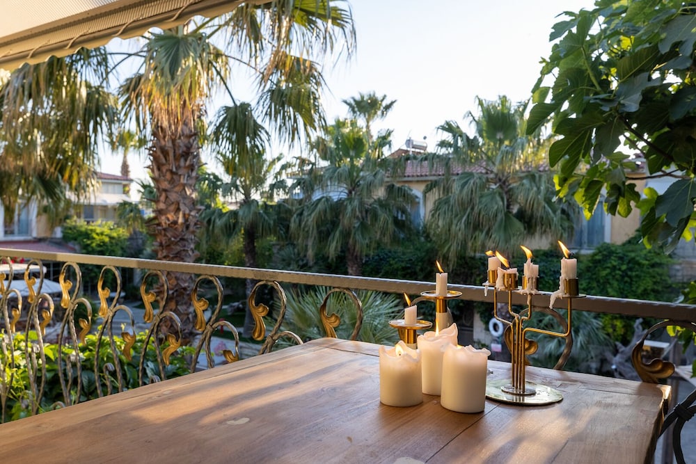 La Capria Suite Hotel 46/53