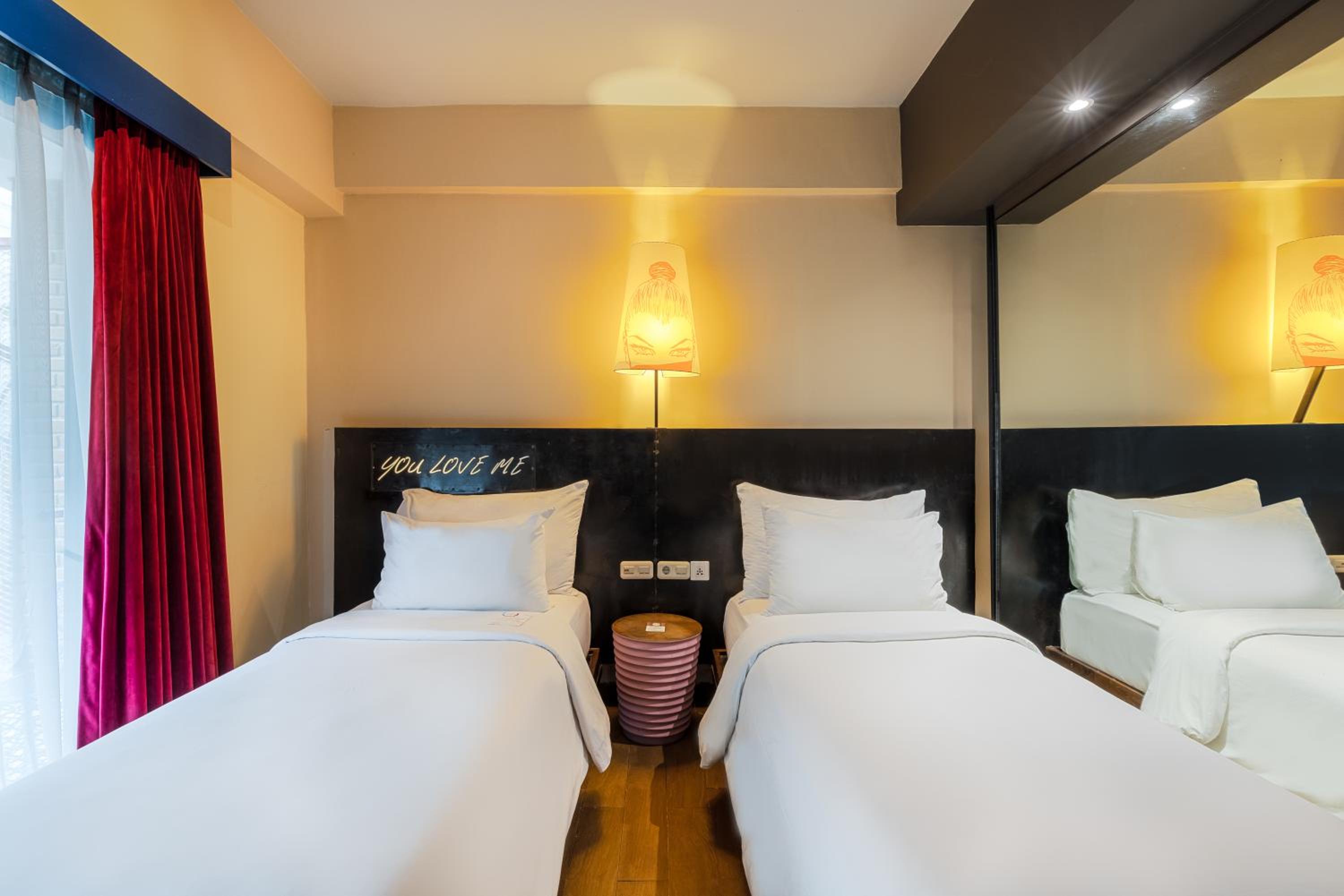 Dash, Graffiti, Studio، Viva Dash Hotel Seminyak 3/10