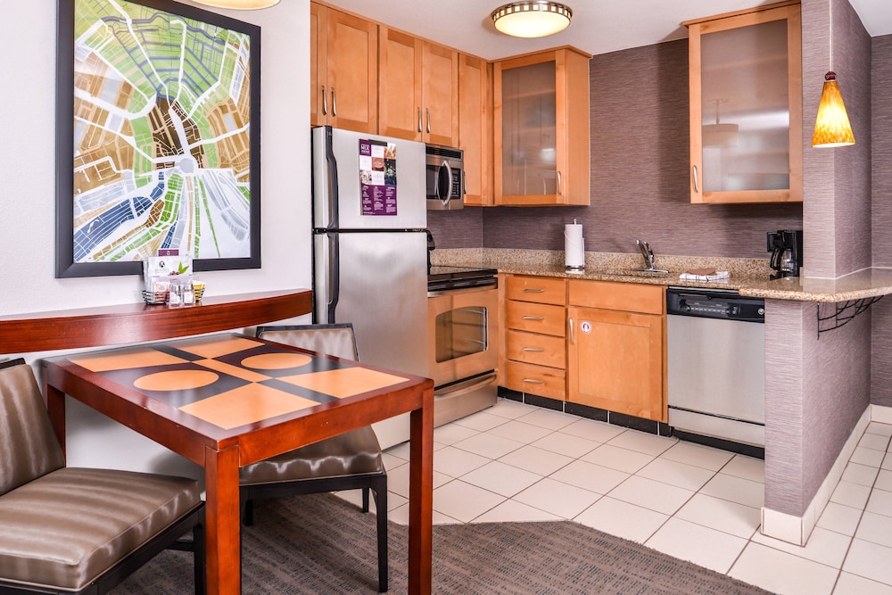 Residence Inn Florence Marriott 23/33