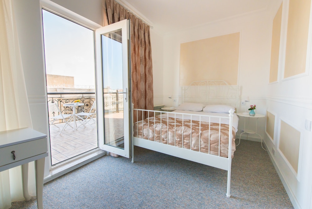 Two Seasons Boutique Hotel 23/50