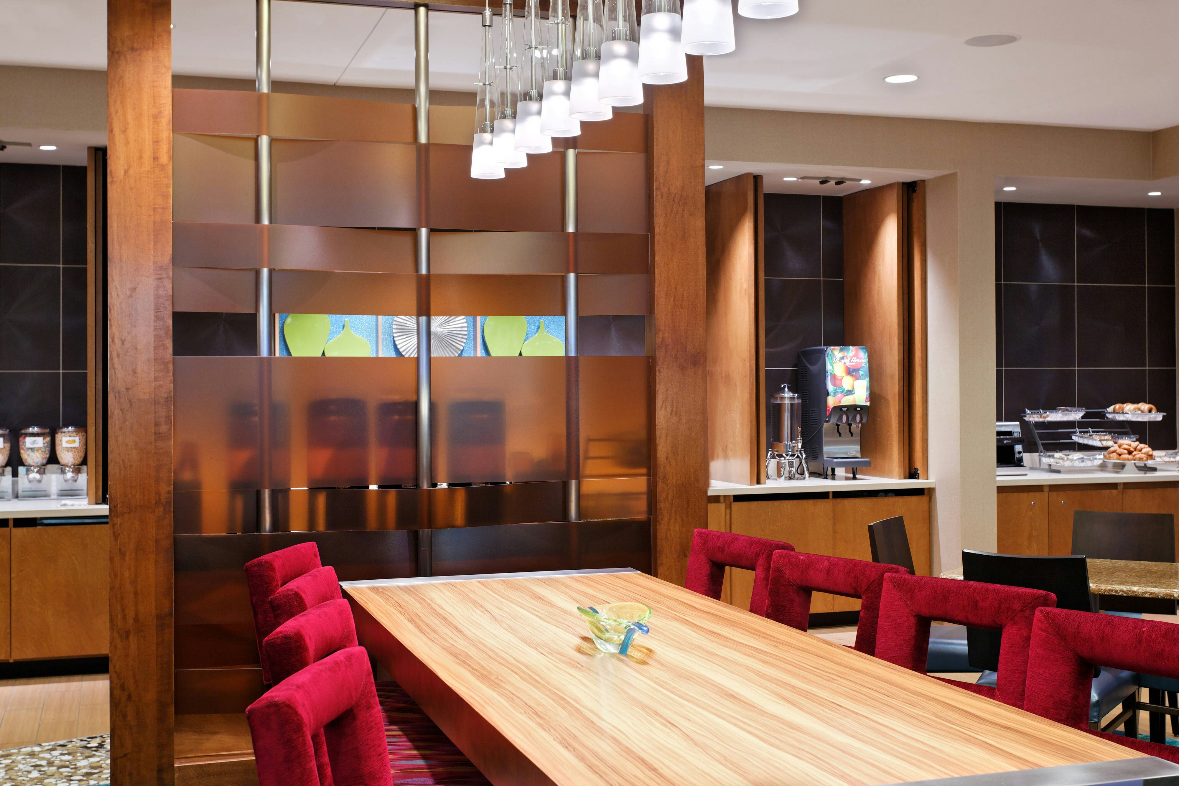 SPRINGHILL SUITES PENSACOLA 23/30