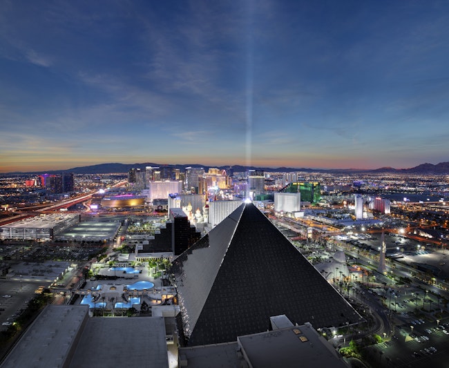 Luxor Hotel and Casino 66/73