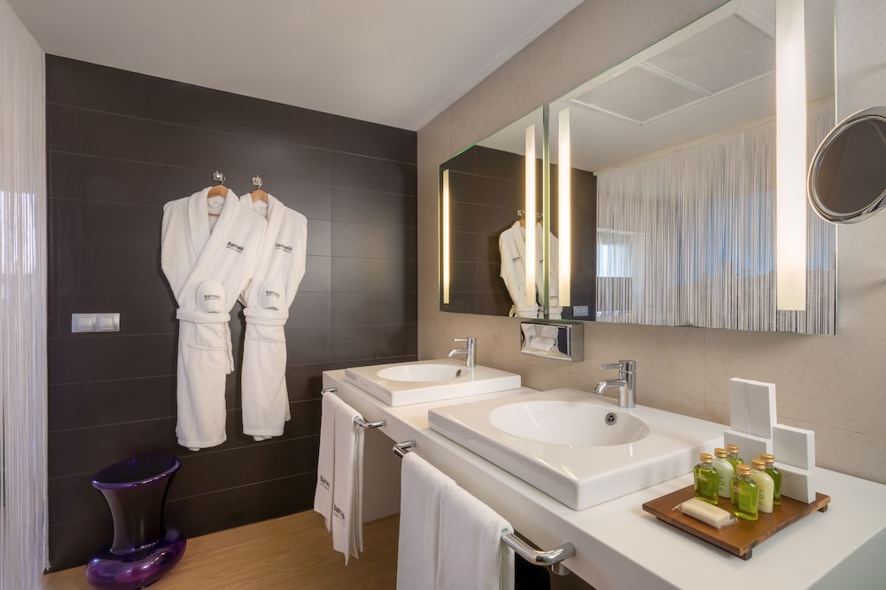 Barcelo Malaga 28/72