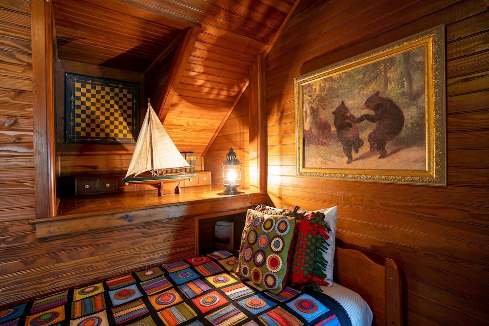 Lake Placid Stagecoach Inn 24/49