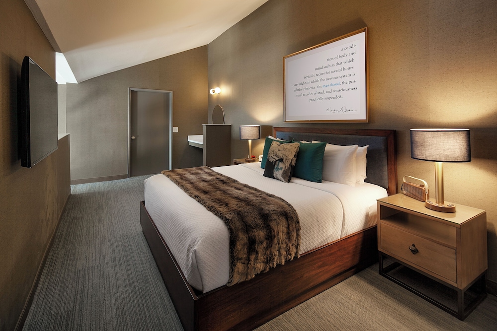 Penthouse Suite, King Bed