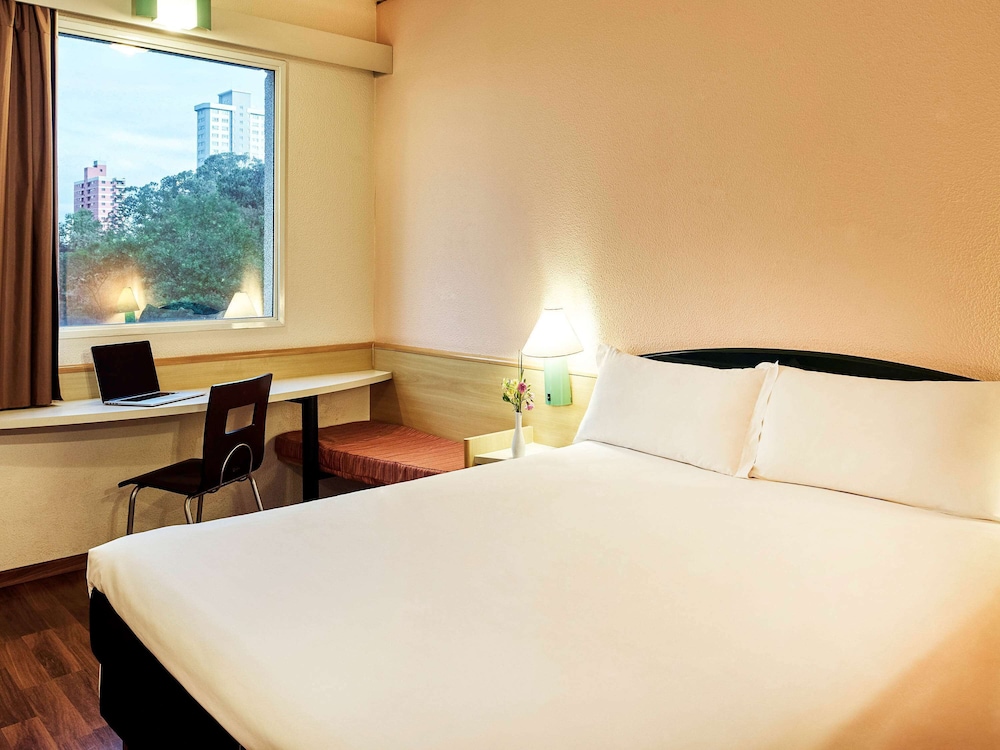 Ibis Santo Andre 9/36