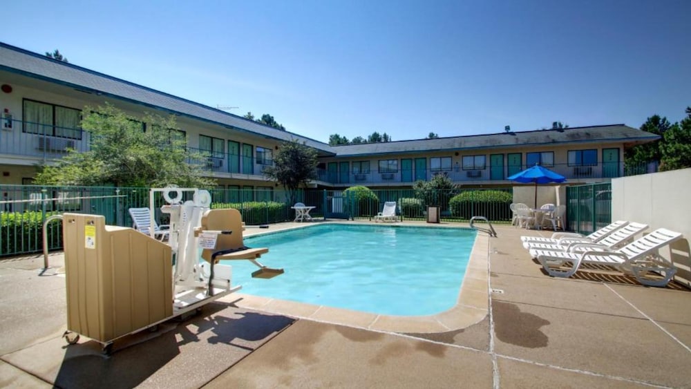 Xpress Inn & Extended Stay Marshall TX Near I-20 & Hwy 59 6/51