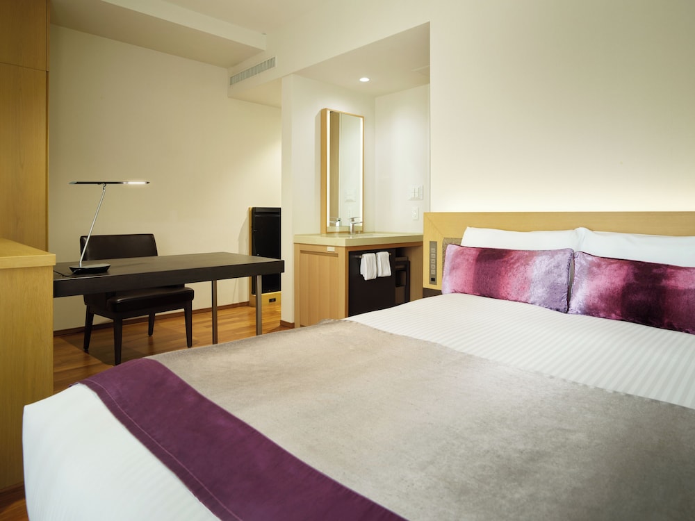 STANDARD, DOUBLE BED, SMOKING