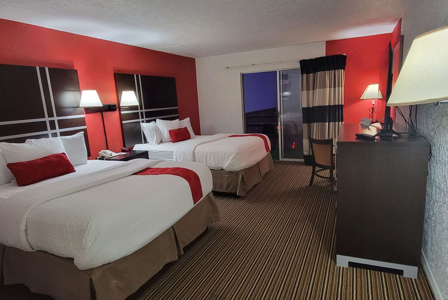 Ramada by Wyndham Mountain Home 21/40