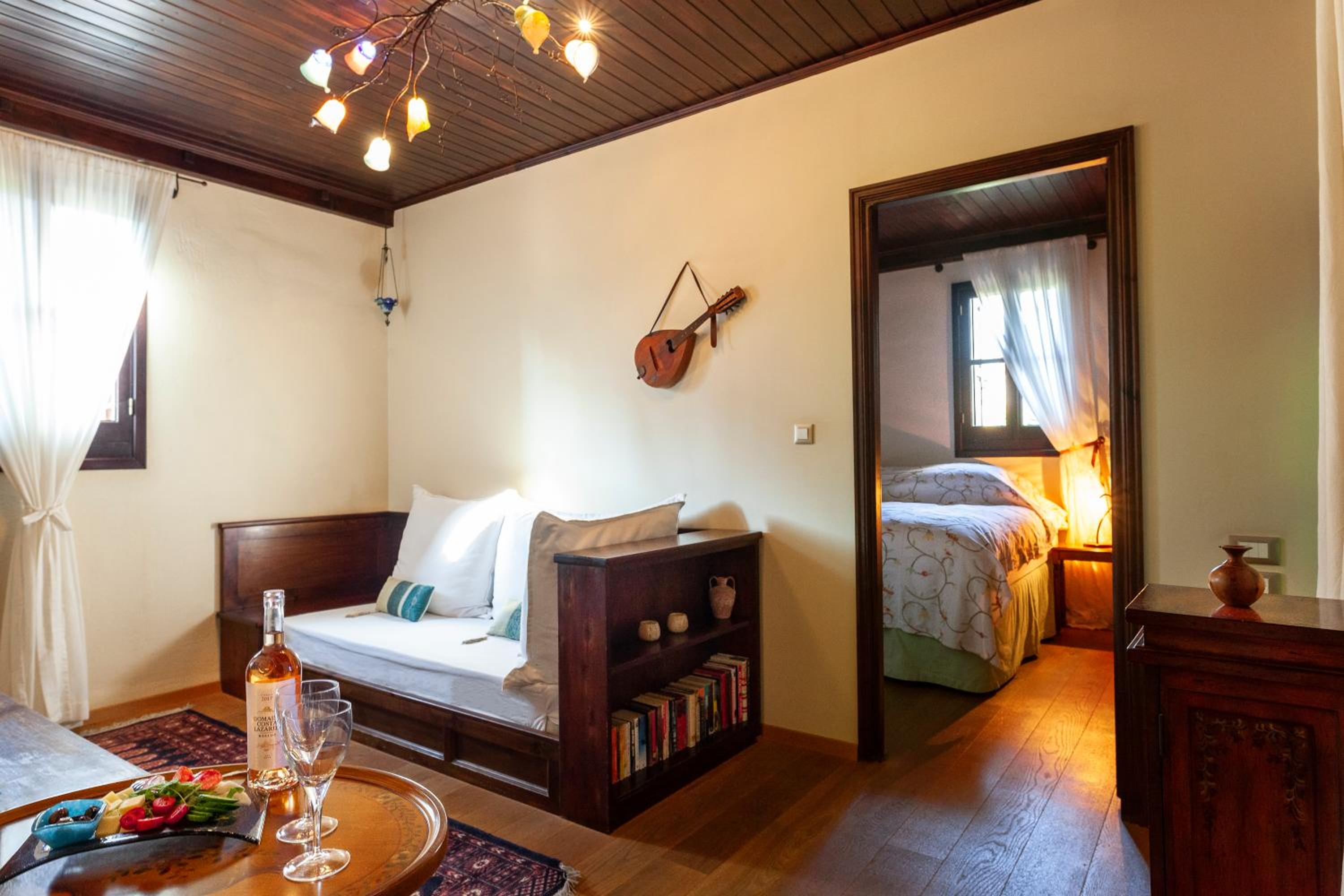 Rodos, Suite