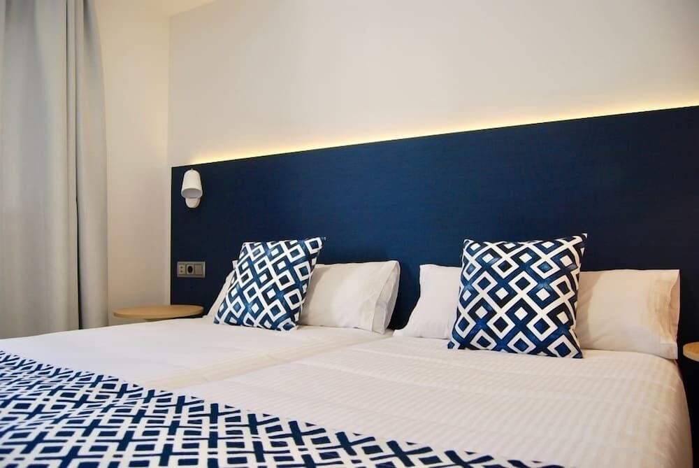 Broncemar Beach Suites Hotel 21/51