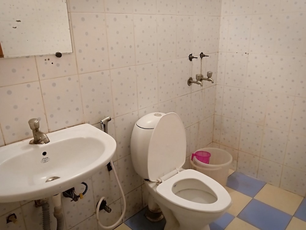 Hotel Mohan Noida 9/9