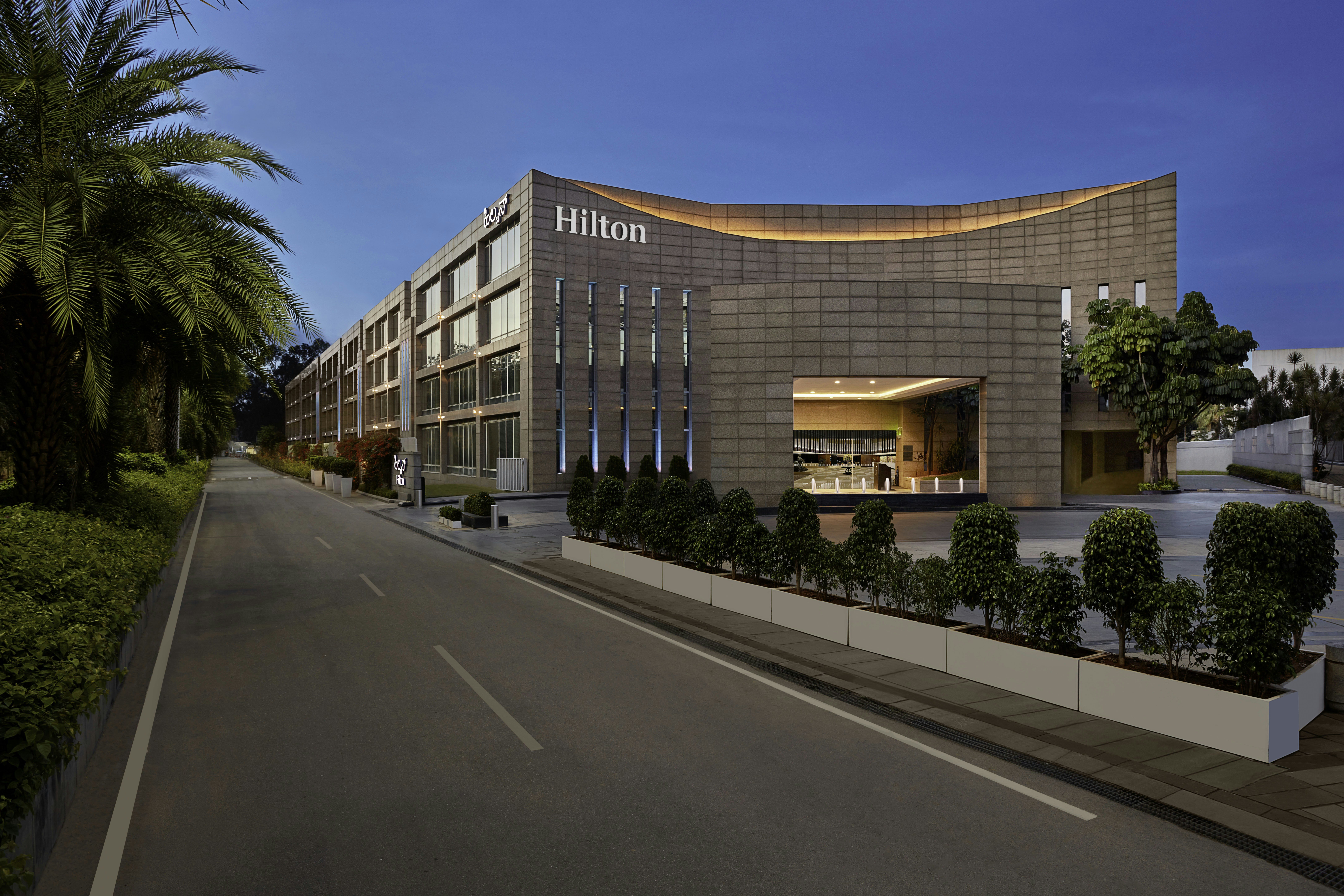 Hilton Bangalore Embassy GolfLinks 2/87