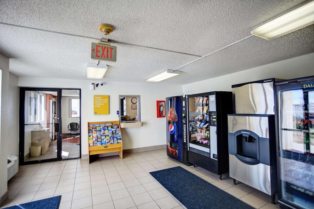 Motel6 Council Bluffs, IA - Omaha East 62/68