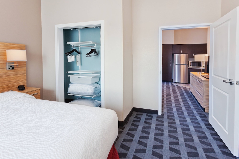 TownePlace Suites Dothan 10/26