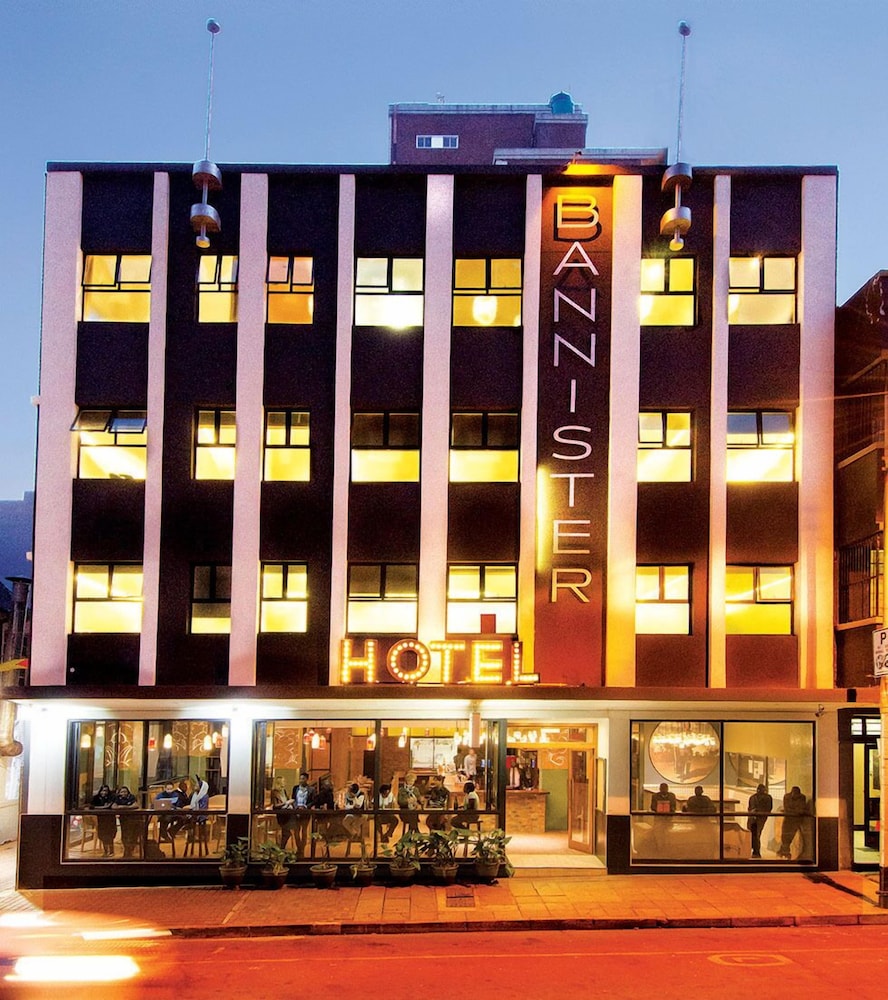 Bannister Hotel 1/50