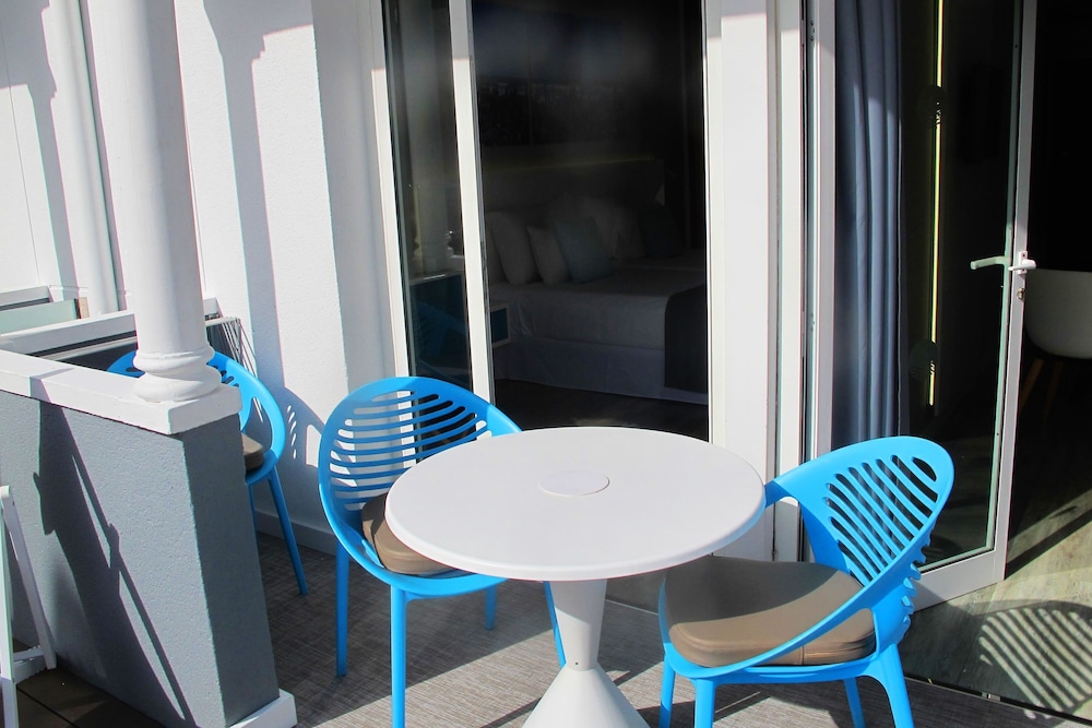 Coral Compostela Beach Golf 48/60