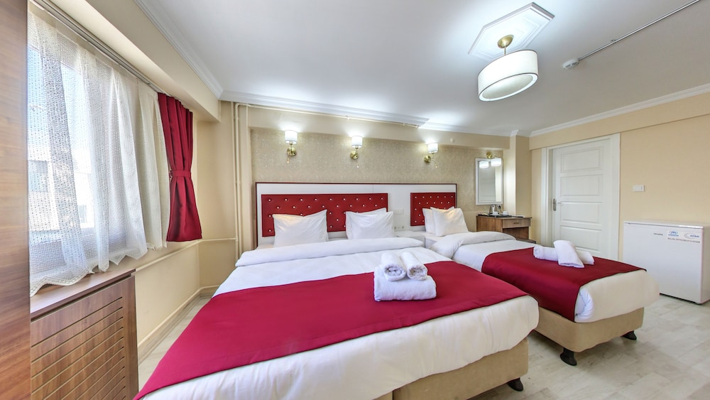 Cihangir Palace Hotel 18/69