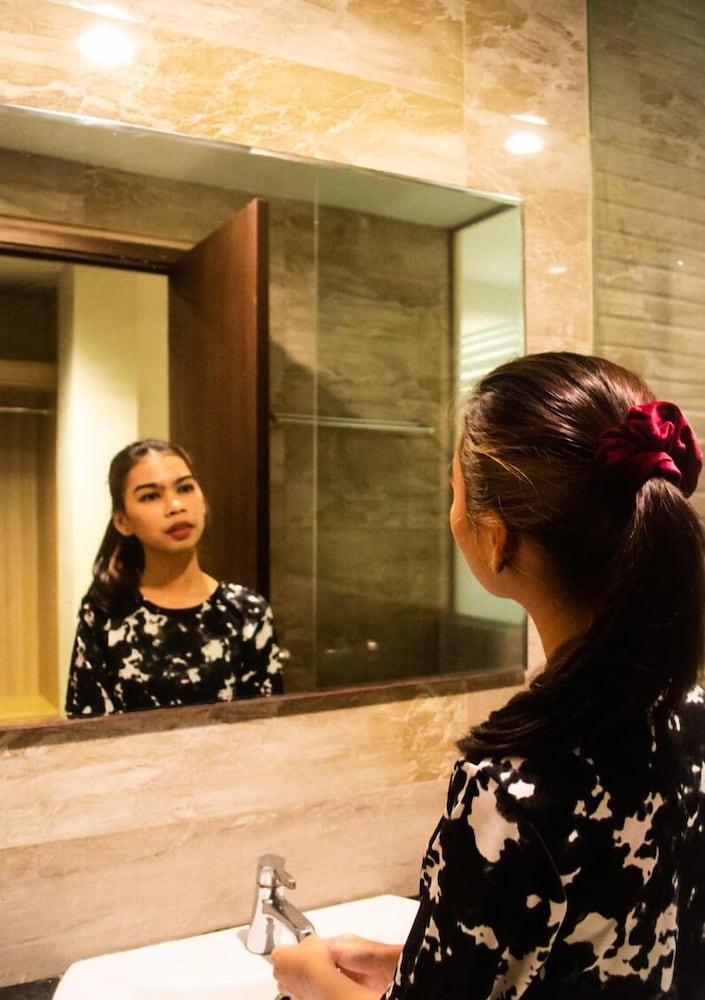 News Hotel Surabaya By Graha Pena Jawa Pos 38/50