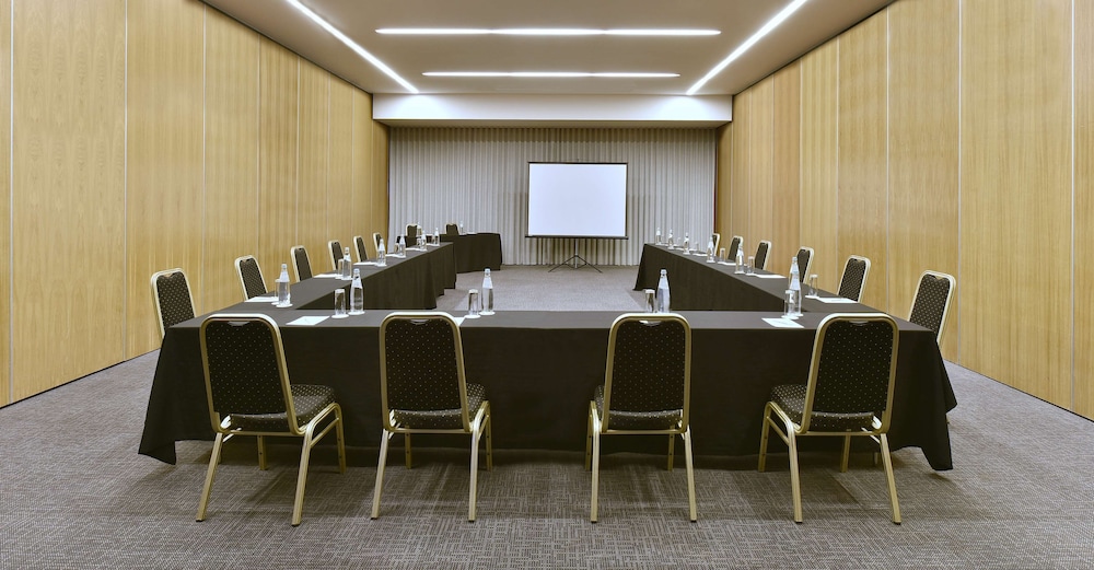 Hotel NH Coimbra Dona Ines 42/50