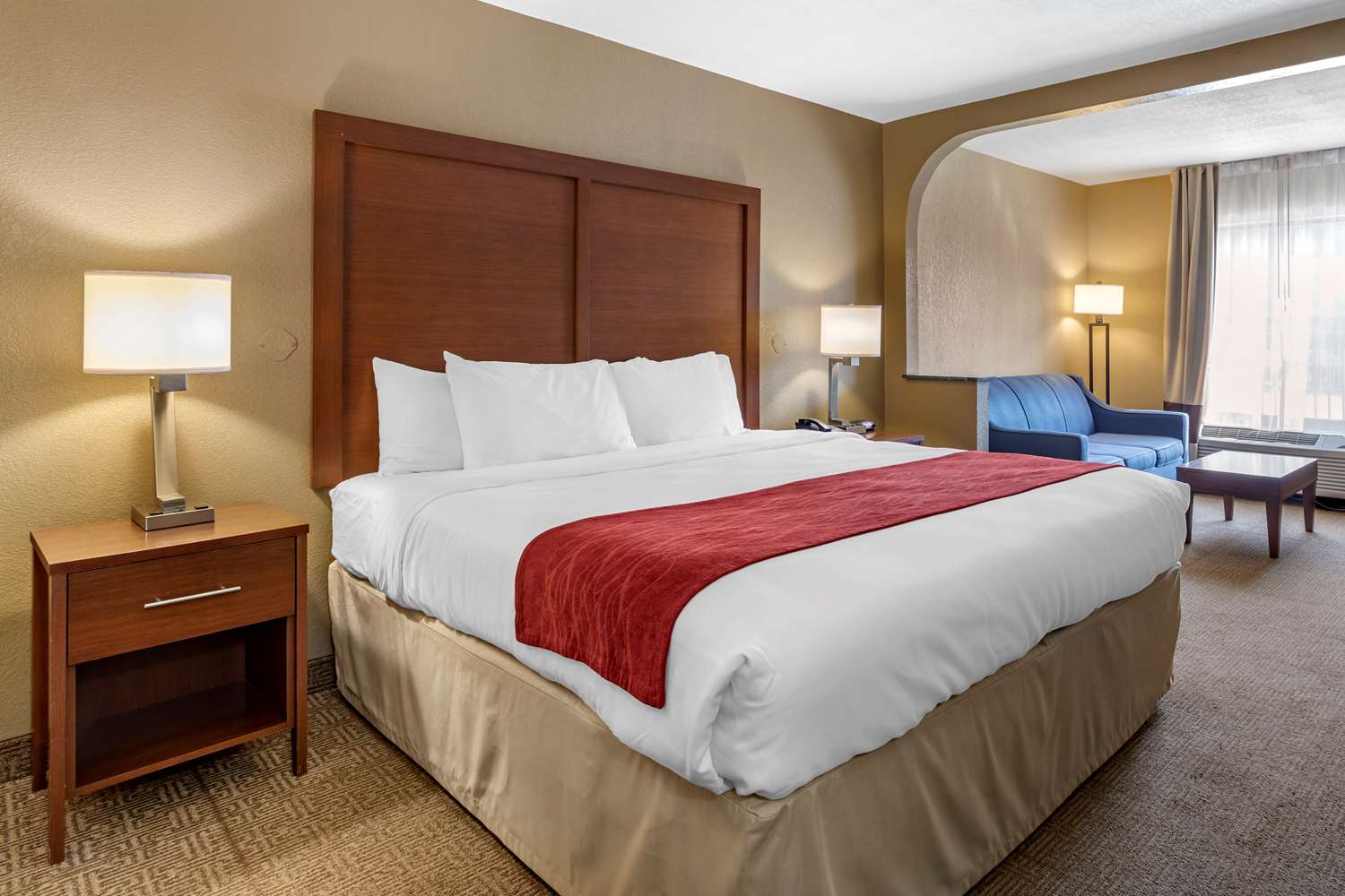 Comfort Inn Biltmore West 11/25