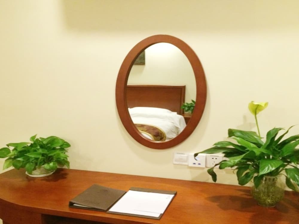 Lobby at Greentree Inn Shandong Yantai Fushan District Yongda Street Express Hotel, YANTAI