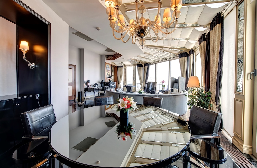 The Elysium Taksim 55/65