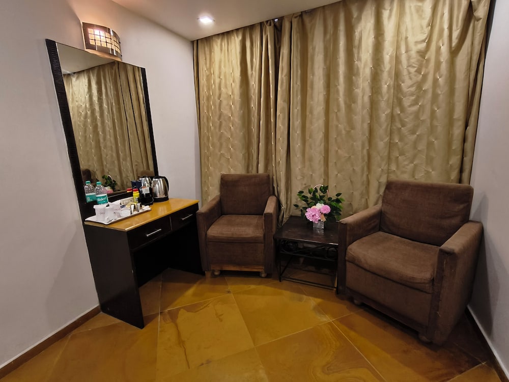 HOTEL HERITAGE 2001 17/26