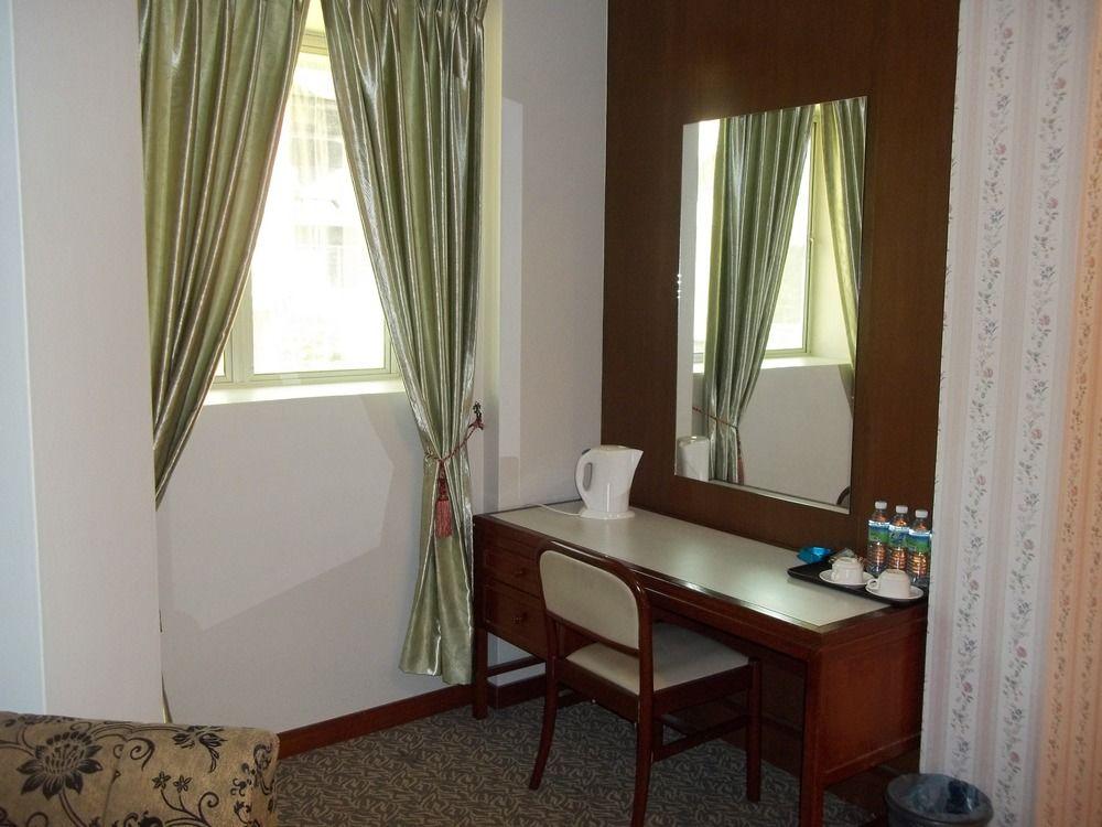 D'eastern Hotel 28/28