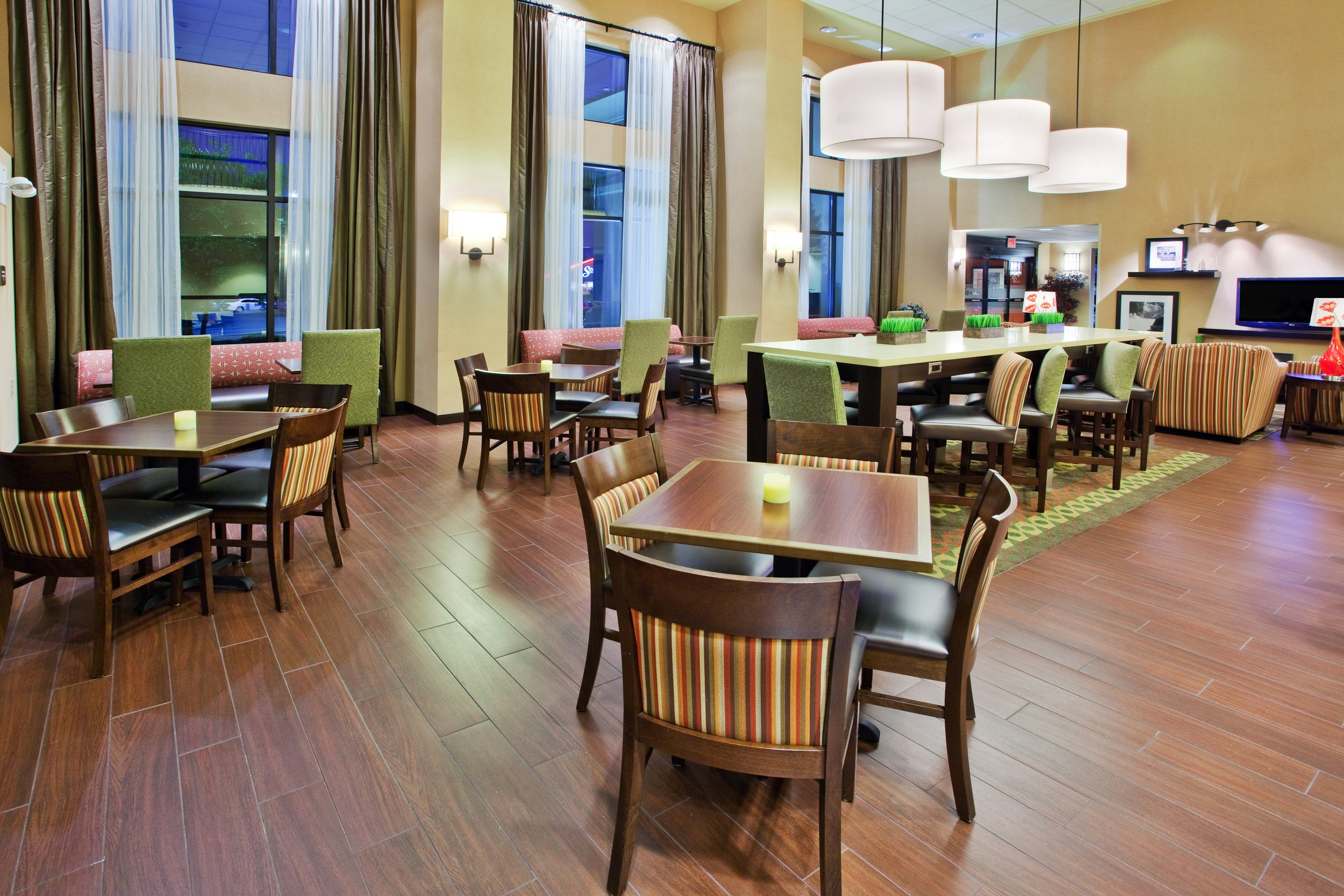 Hampton Inn And Suites Oxford Anniston 51/65