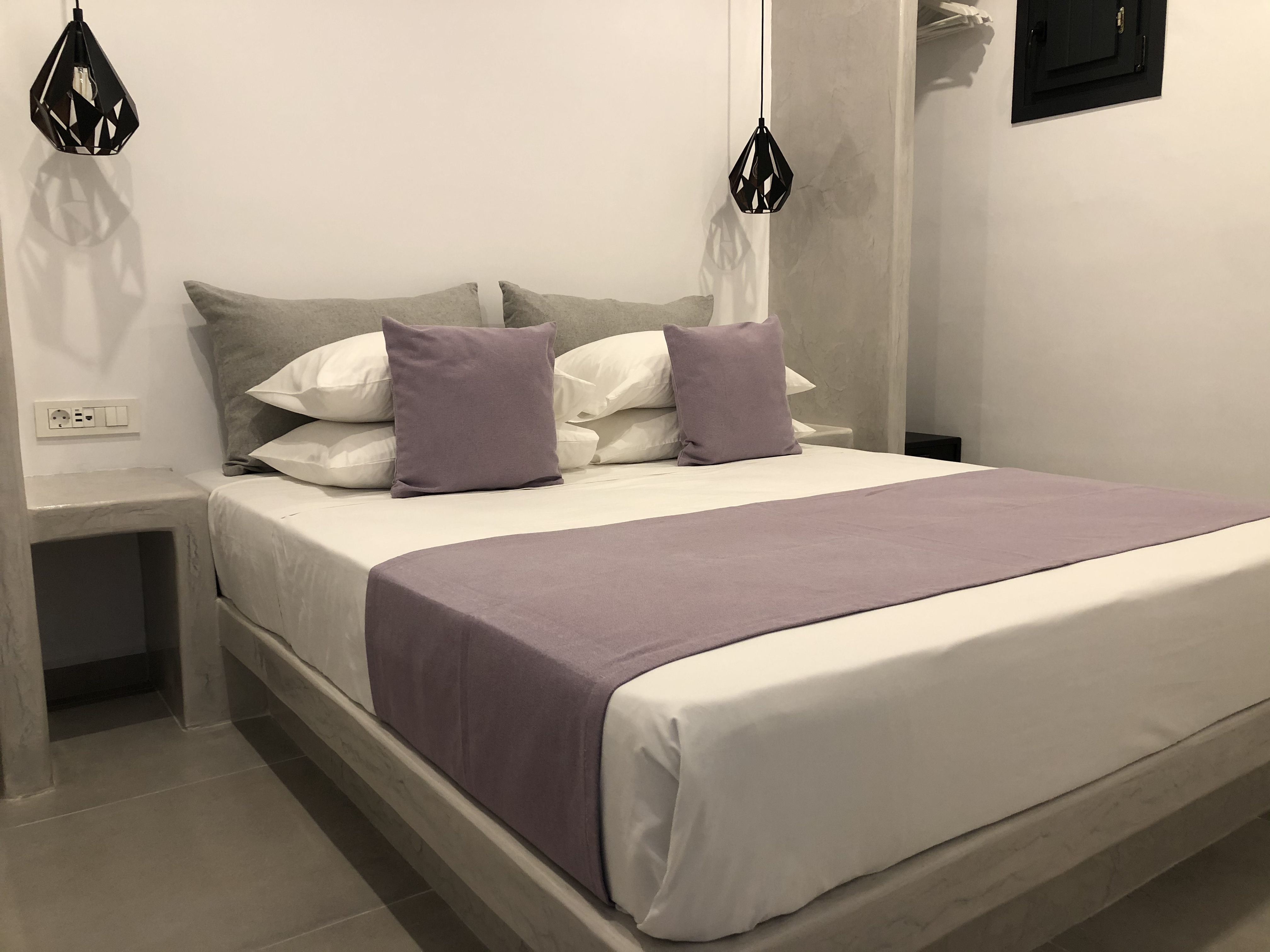 Deluxe, Apartment
