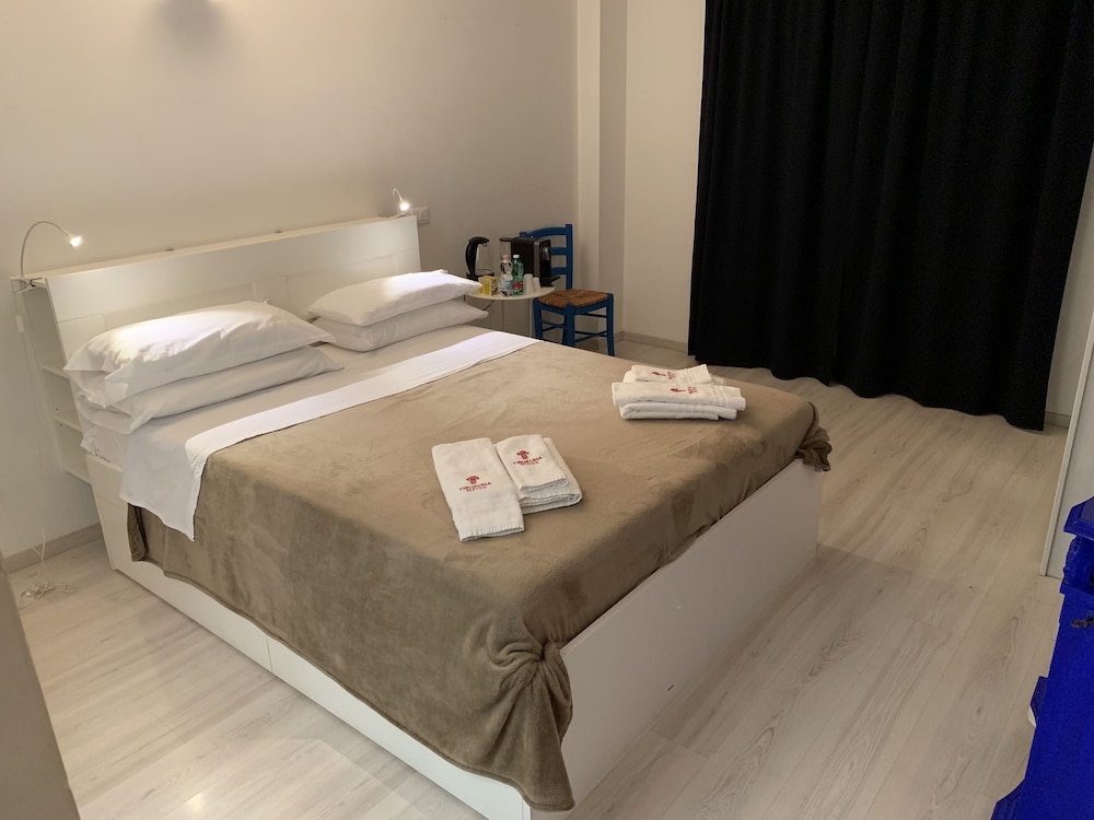 Tiburtina Suites 2/34