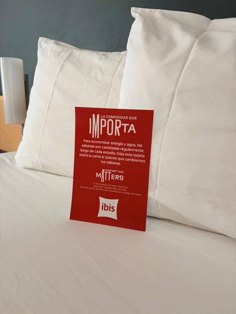 Ibis Monterrey Valle 24/50