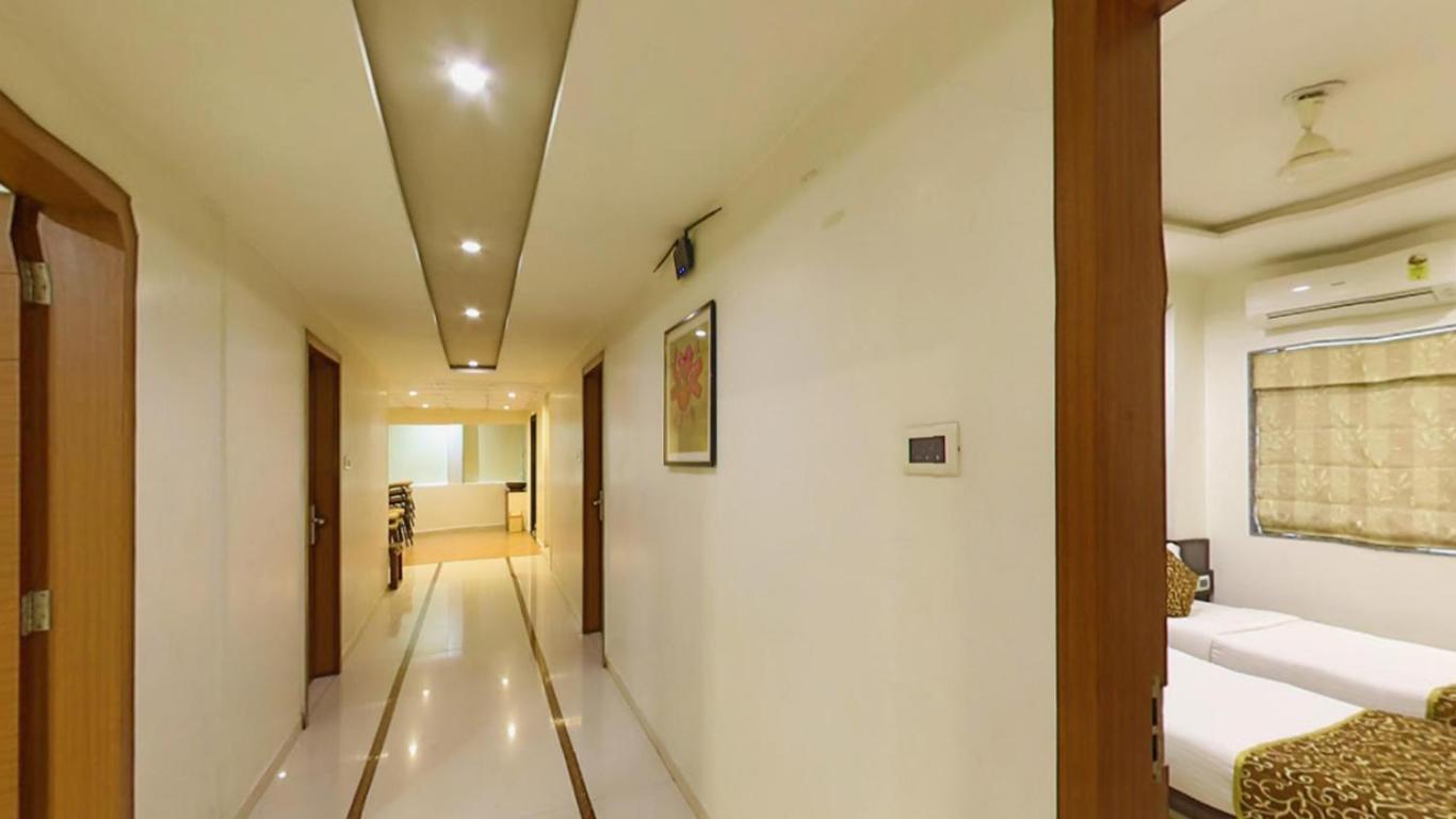 Hotel Jyoti 35/35
