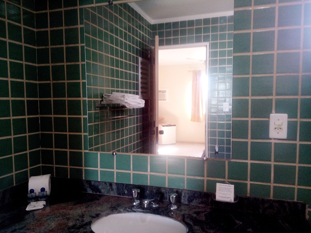 Hotel Jaguary 34/64