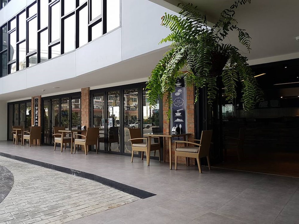 Xen Hotel Nakhon Pathom 11/66