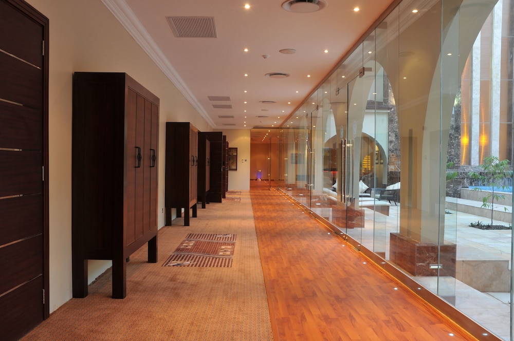 Radisson Hotel Lagos Ikeja 57/61