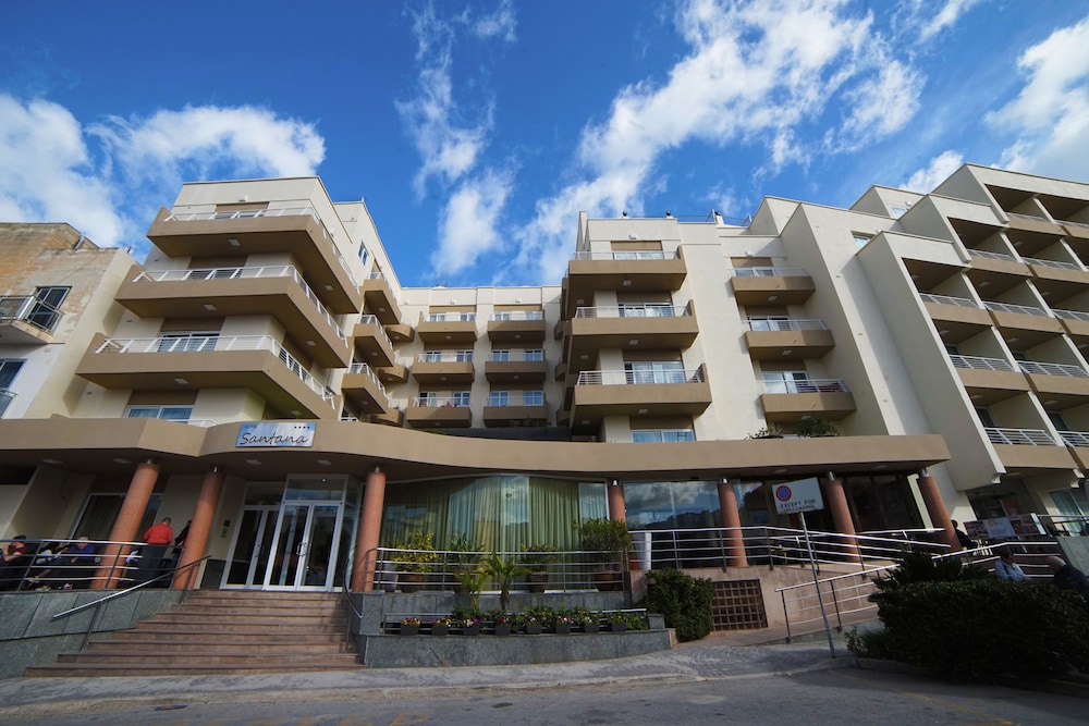 Santana Hotel in ST. PAULS BAY