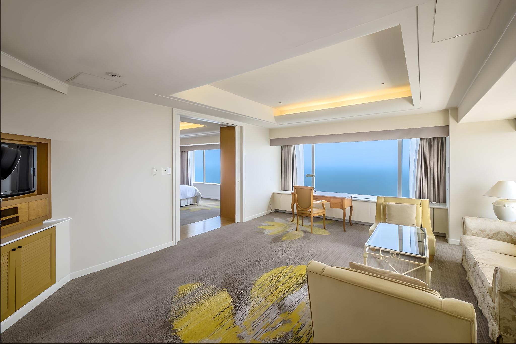 Club, Suite, Club Floor