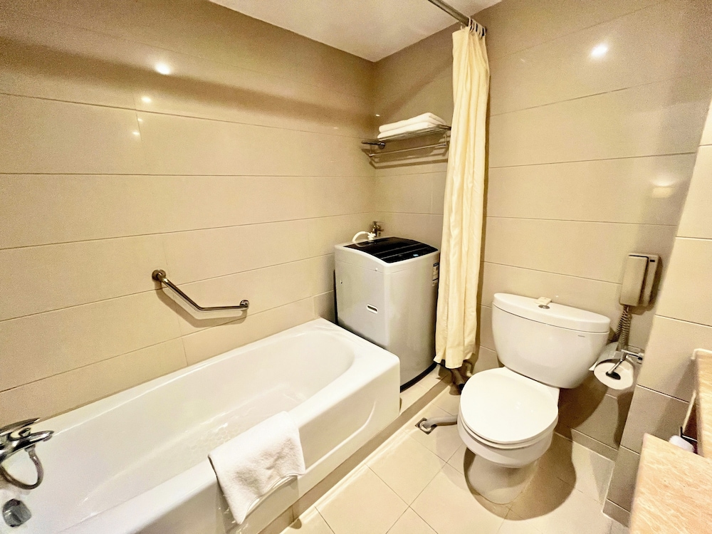 Ningbo Portman Plaza Hotel 63/63