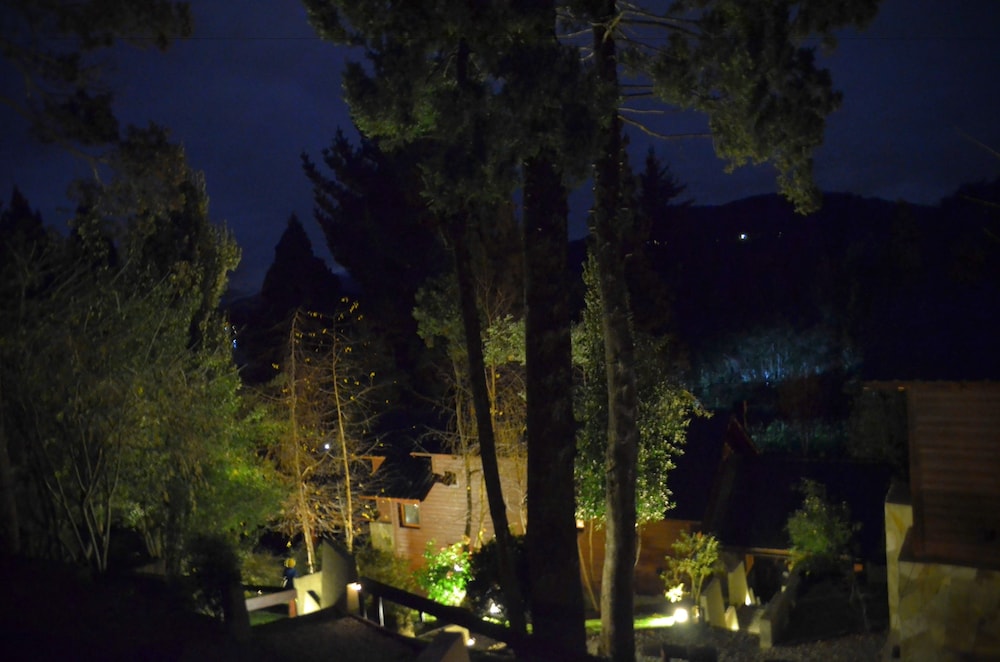 Boutique Hotel And Cabanas Bosque de Nahuel 70/78