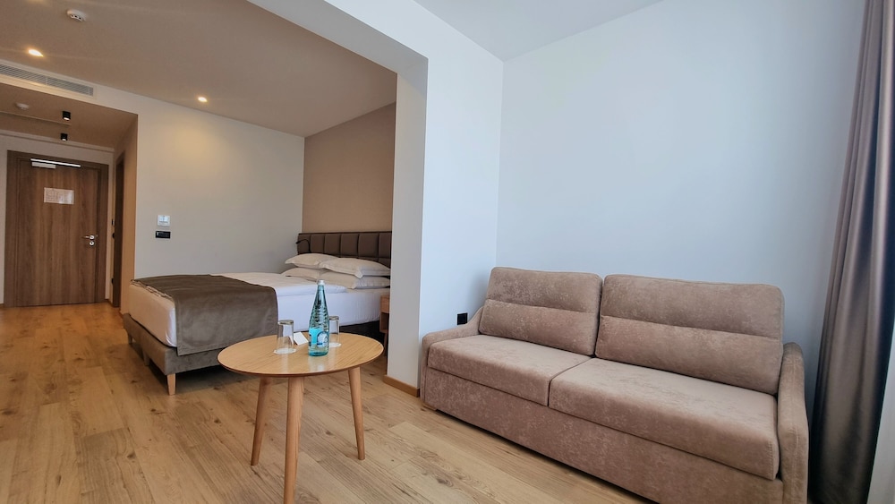 Hotel Sibb 42/63